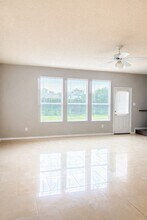 Building Photo - 2679 Cypressvine Dr