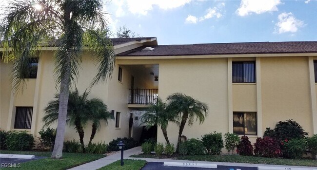 Foto del edificio - 7125 Lakeridge Ct