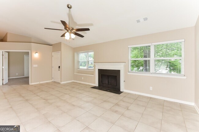 Building Photo - 738 Stonebridge Crescent