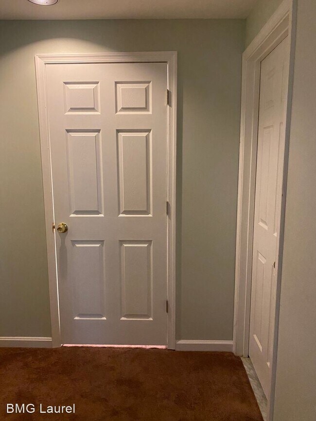 Building Photo - 1 br, 1 bath House - 3709 Green Ash Ct Unit B