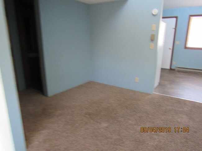 Building Photo - 747 Elder Ct