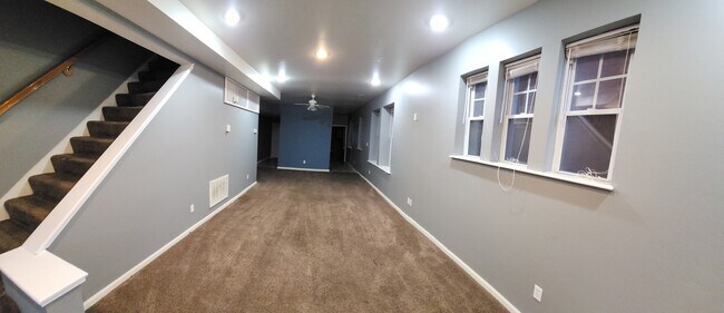 Building Photo - 3015 Magnolia Ave