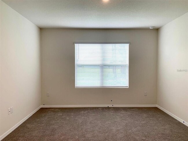 Building Photo - 613 Hickory Course Loop