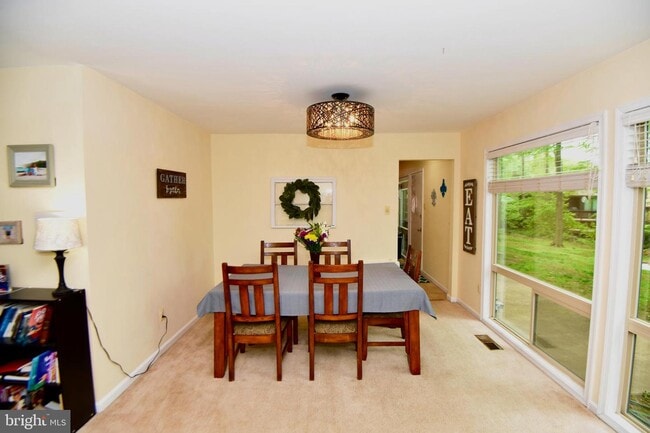 Building Photo - 8803 Rucker Ct