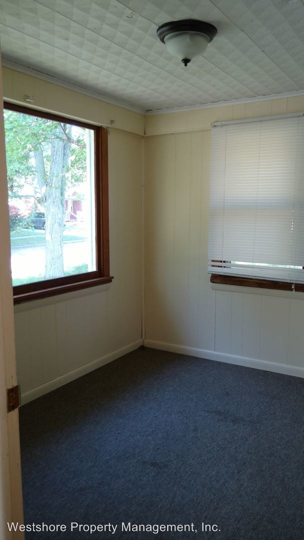 Building Photo - 3 br, 2 bath House - 657 Allen Ave.