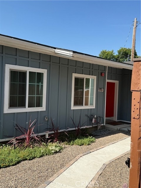 Building Photo - 170 W Montecito Ave