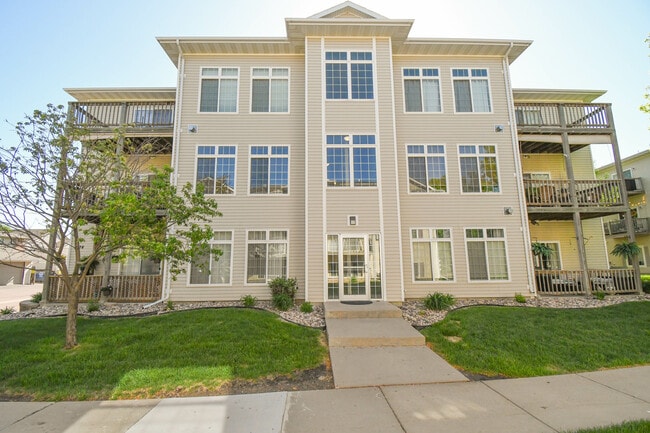 Foto del edificio - 7434 S Louise Ave
