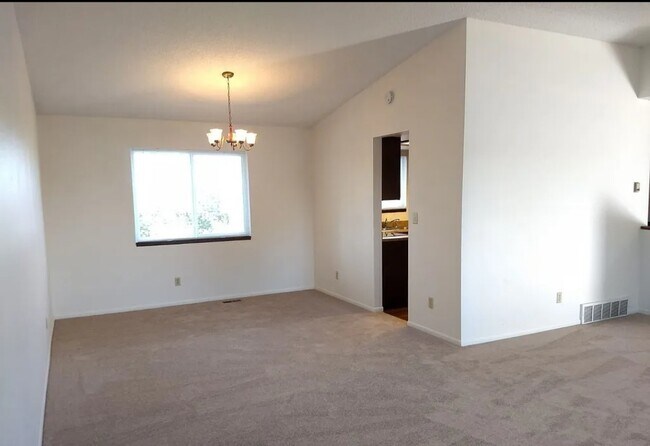 Photo - 2015 Chapel Hills Dr House