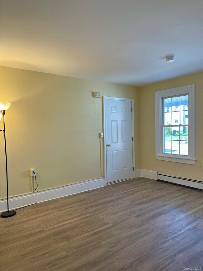 Foto del edificio - 46 E Market St