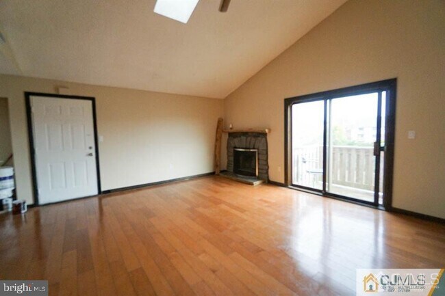 Building Photo - 5003 Ravens Crest Dr