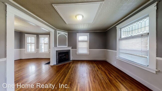 Building Photo - 3 br, 2 bath House - 2704 Doniphan