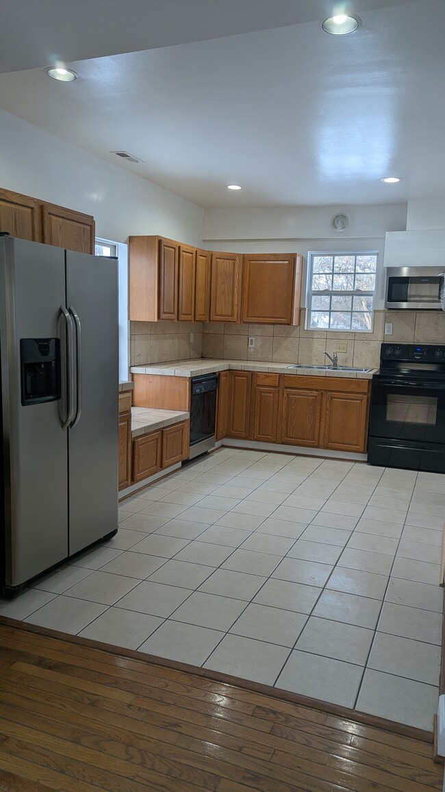 Building Photo - 3059 Midlothian Tpke