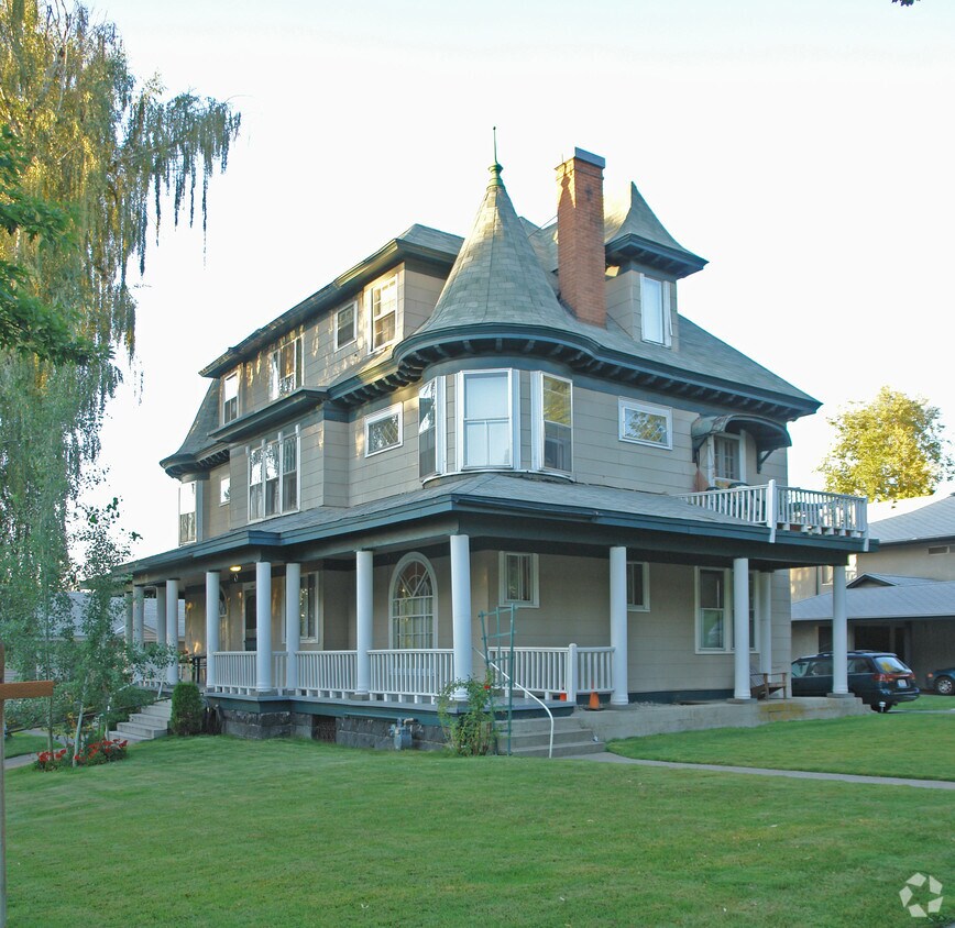 Foto principal - 627 S Maple St