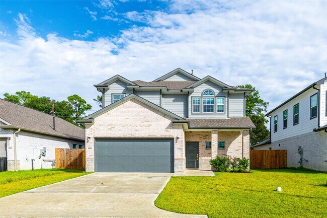 Building Photo - 9606 Champion Heavens Dr