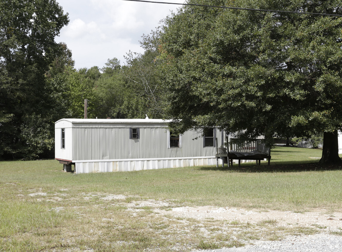 Building Photo - Oakwood Park