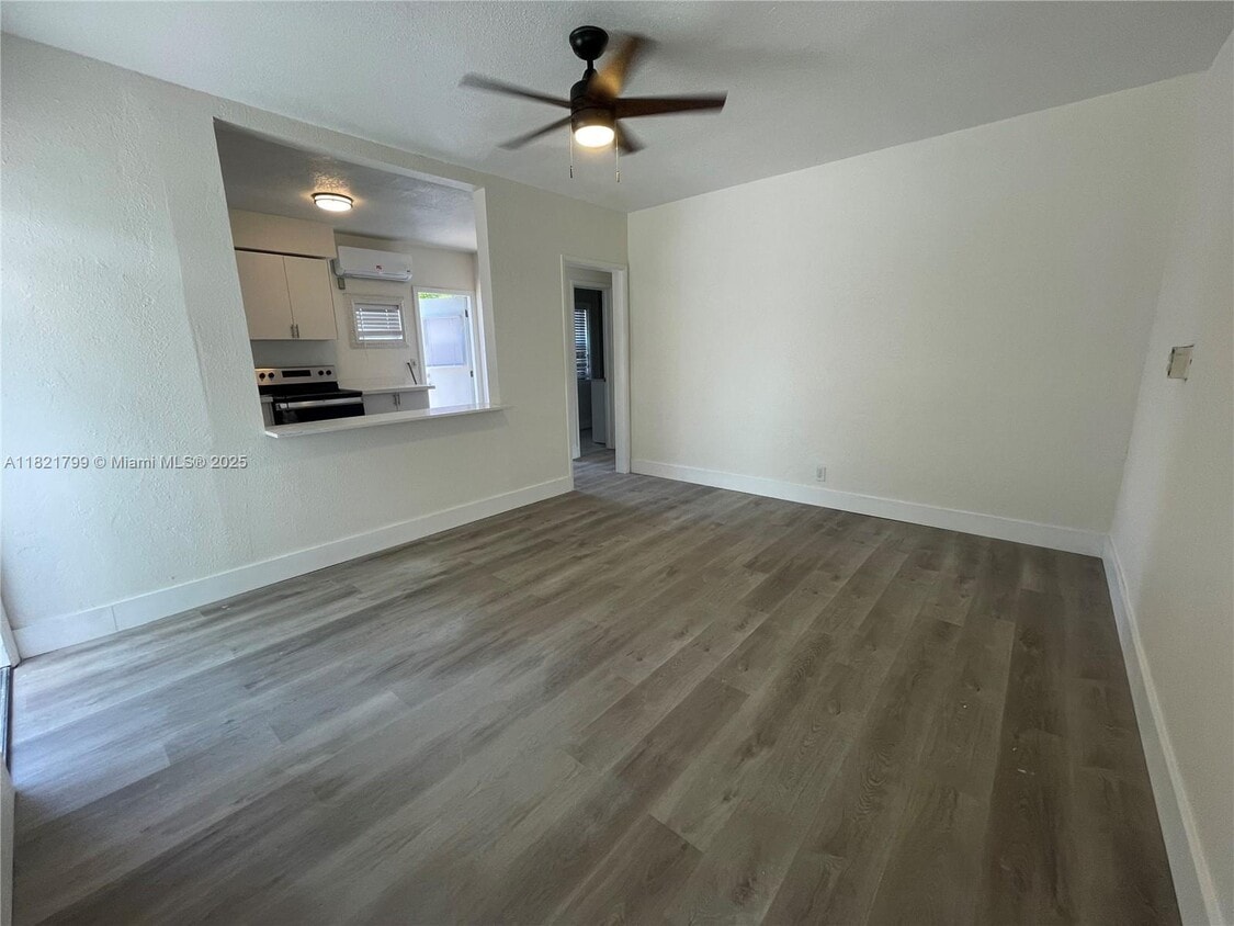 Foto principal - 126 NE 19th Ave