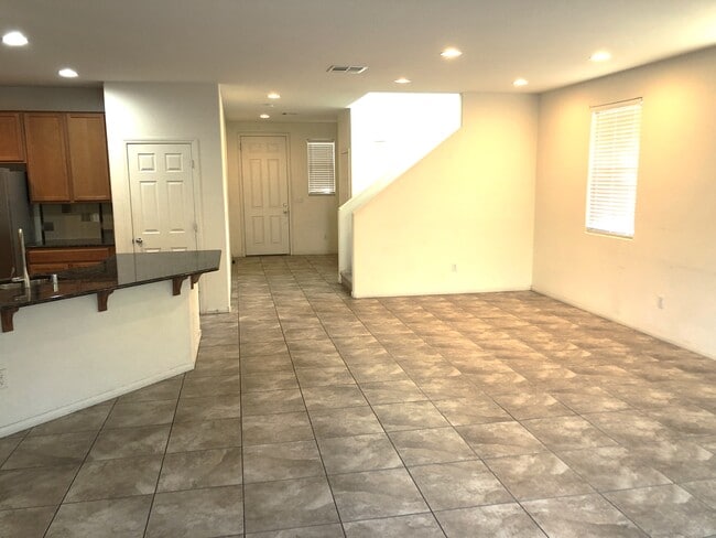 Building Photo - 6978 Foggy Mist Ave