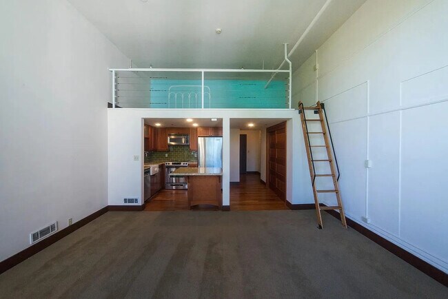 Building Photo - 201 Galer St