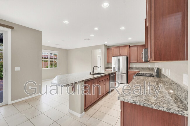 Building Photo - 2548 Sable Creek St
