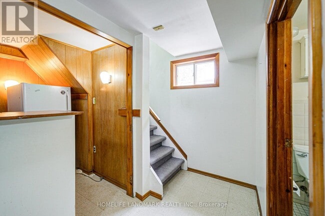 Building Photo - 296 Boisdale Ave