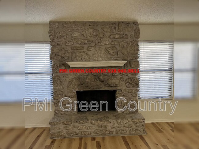 Foto del edificio - 1203 W Austin St