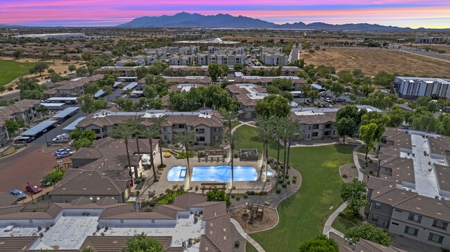 Foto del edificio - Adiamo Palm Valley