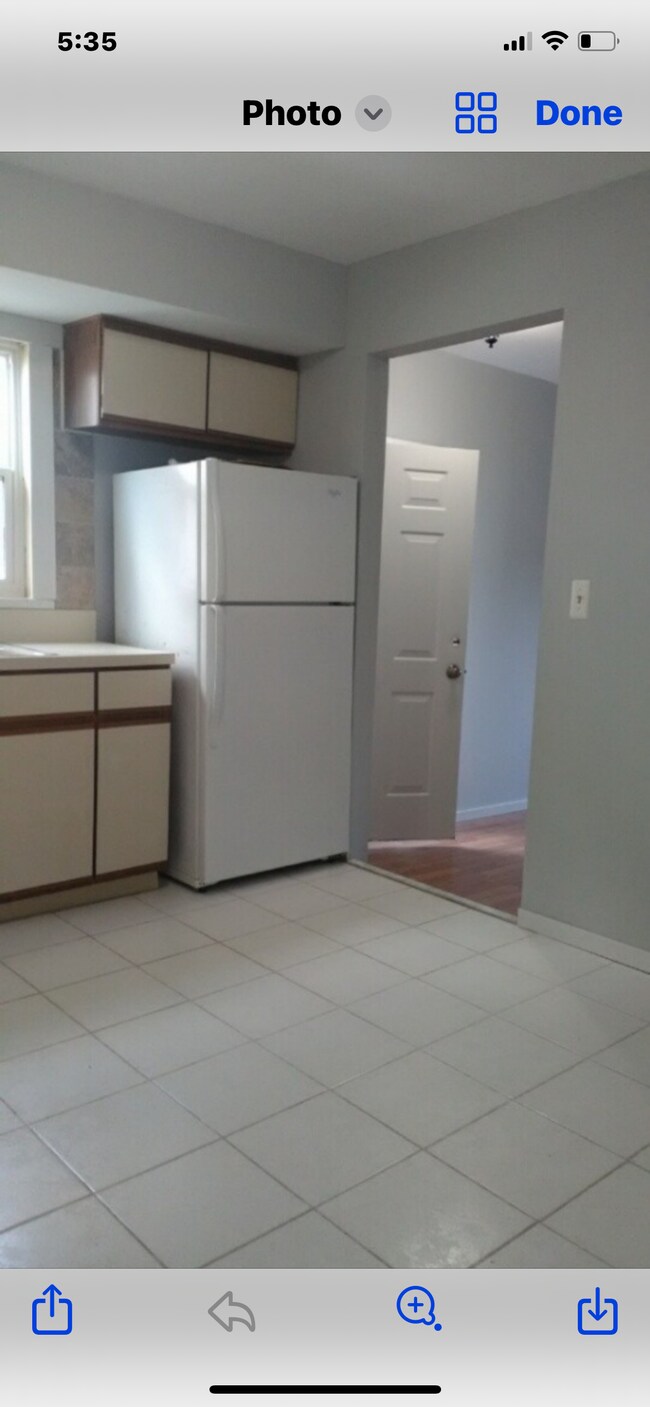 Building Photo - 53 Downes Ave