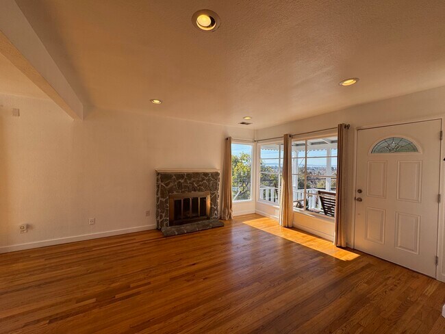 Foto del edificio - 1968 Manchester Rd