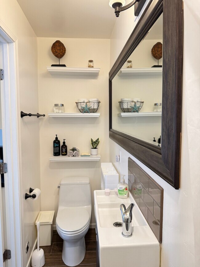 Foto del edificio - 313 S Rios Ave