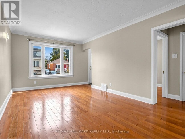 Photo du bâtiment - 84 St Hubert Ave