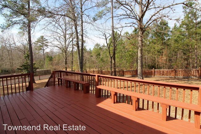 Building Photo - 8440 English Saddle Dr