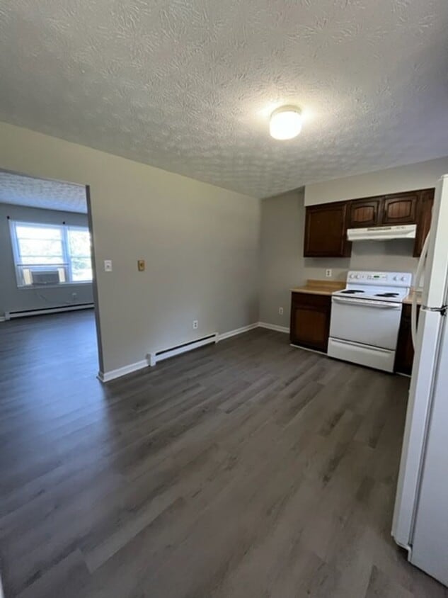 Photo - 314 Walters Ln