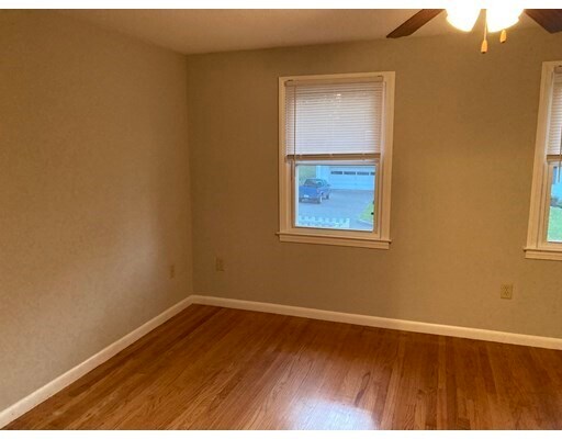 Building Photo - 65 Delmore St