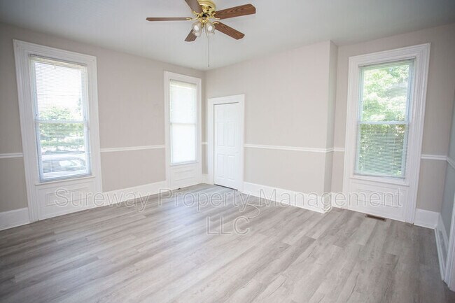 Building Photo - 21 N Lenola Rd