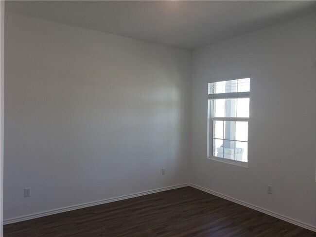 Foto del edificio - 111 Bear Oak St