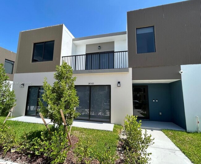 Foto del edificio - 14560 SW 261st Ter
