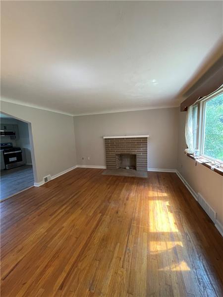 Foto del edificio - 3798 Meadowbrook Rd