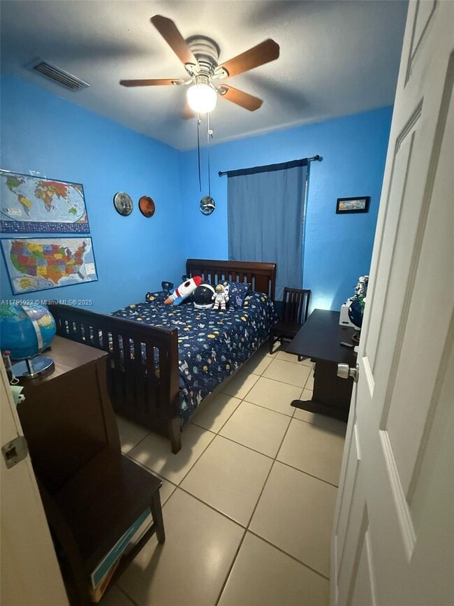 Foto del edificio - 3 bedroom in Miami Gardens FL 33054