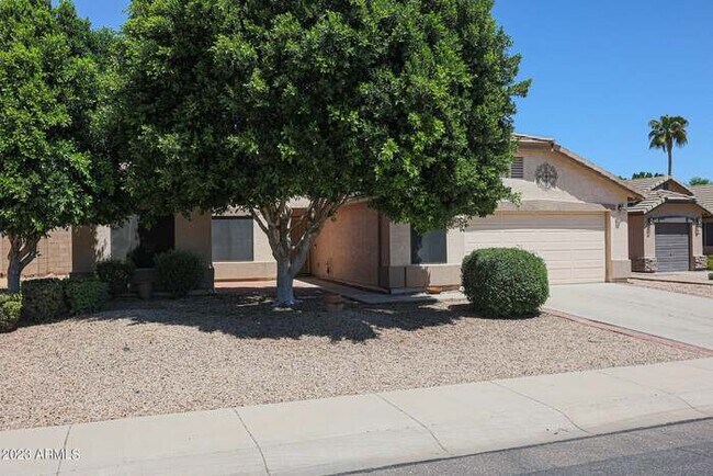 Foto del edificio - GREAT 3 bed, 2 bath home