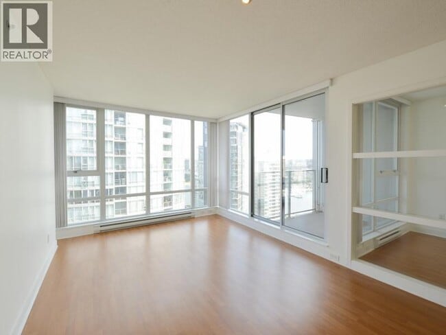 Building Photo - 1495 Richards St