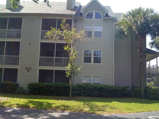Photo - Live in Metrowest! 2nd Floor, 1/1 Condo