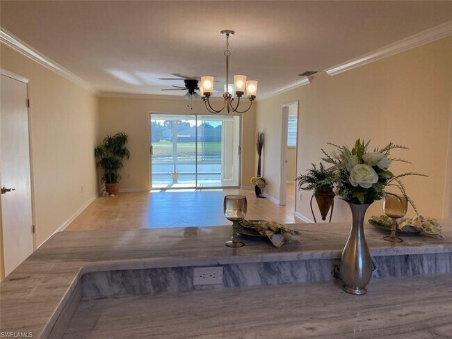 Building Photo - 1344 Myerlee Country Club Blvd