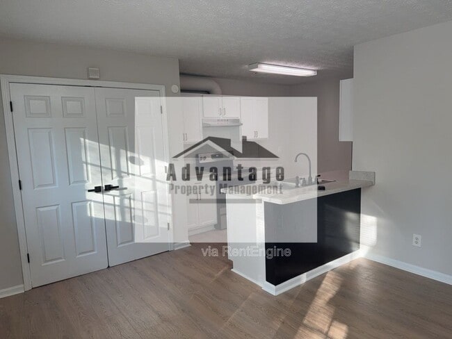 Photo - 2878 Norfair Loop House