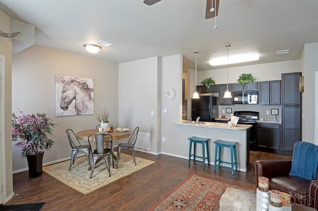 Interior Photo - Boulder Bay
