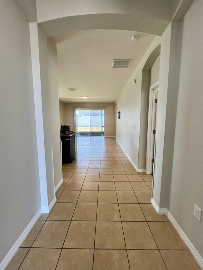 Foto del edificio - Spacious 4-Bed Home in Carlisle Grand