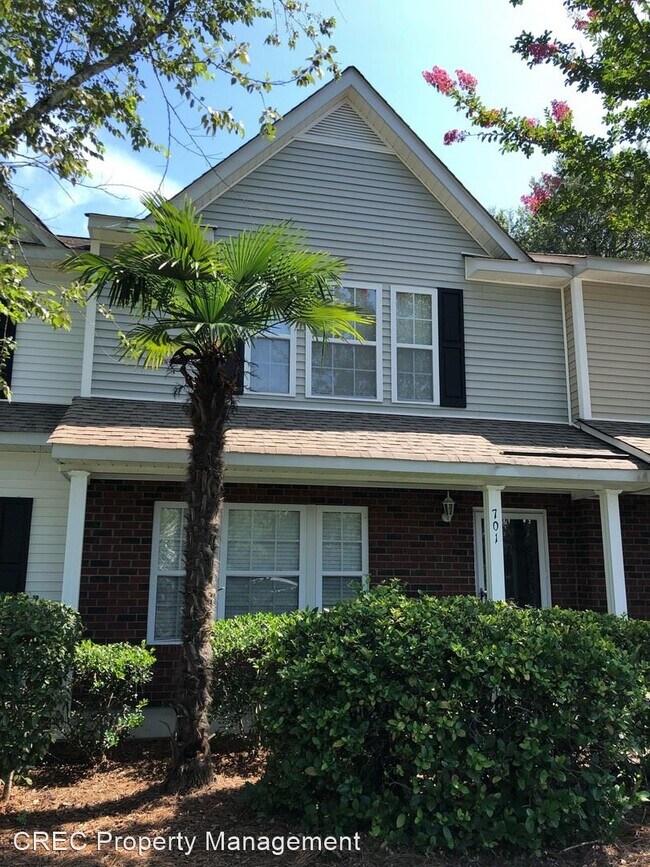 Building Photo - 2 br, 2.5 bath House - 701 Elm Hall Cir