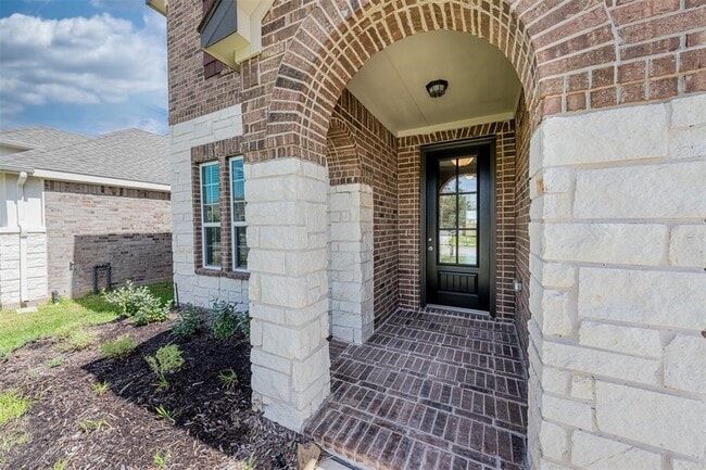Building Photo - 157 Sunray Creek Dr