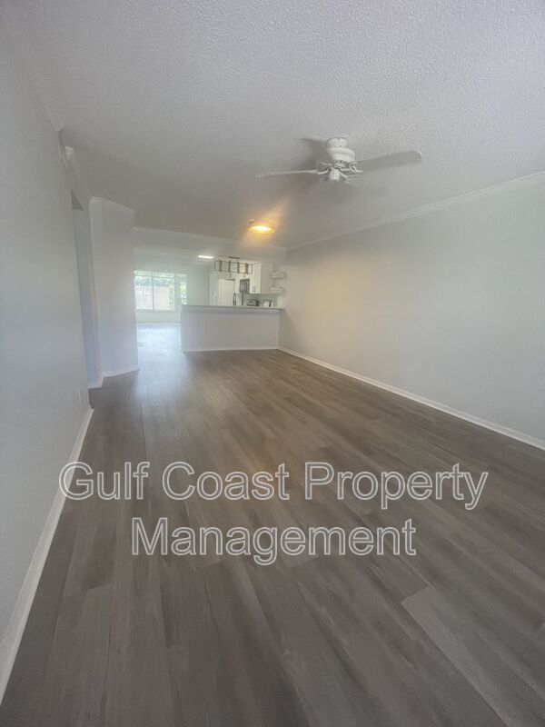 Foto del edificio - 3971 Leeward Passage Ct