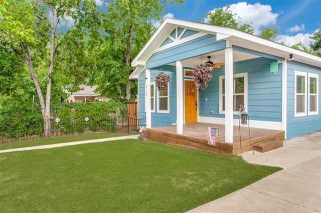 Foto del edificio - 315 E 7th St