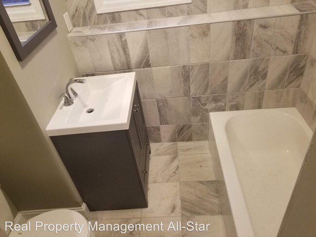 Foto del edificio - 4 br, 2 bath House - 51 1st Street